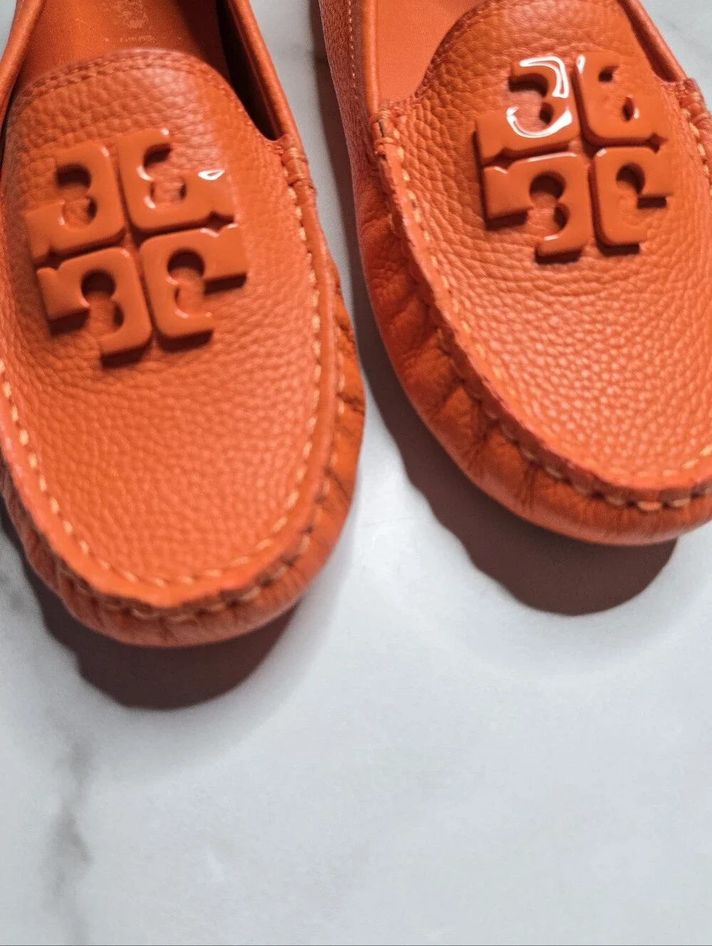 Tory Burch Lowell II Driver Loafer Orange Juice Size 8.5